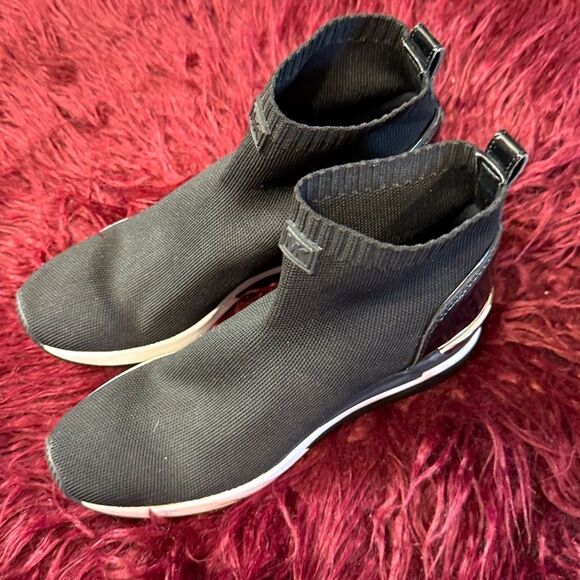Michael Kors Skyler Stretch-Knit Sock Sneaker Sz 7.5 - Picture 3 of 7